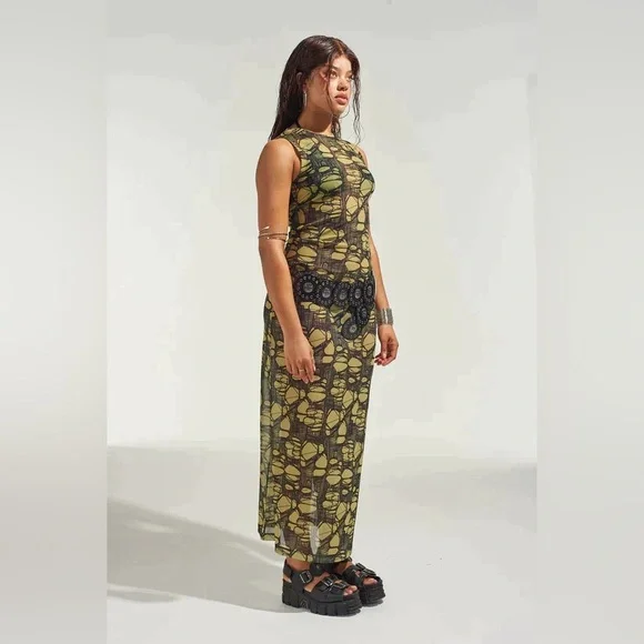 The Ragged Priest Moss Maxi Dress Sleeveless - Picture 3 of 6